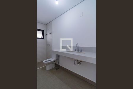 Banheiro do Quarto 3 de casa de condomínio à venda com 5 quartos, 707m² em Vila Morumbi, São Paulo