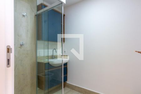 Banheiro de kitnet/studio para alugar com 1 quarto, 26m² em Jardim das Acacias, São Paulo