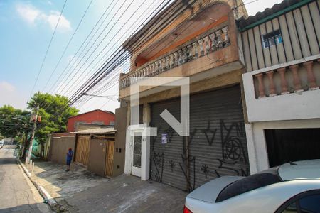 Fachada de casa à venda com 1 quarto, 90m² em Vila Tolstoi, São Paulo