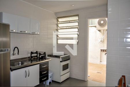 Cozinha  de apartamento à venda com 2 quartos, 63m² em Menino Deus, Porto Alegre