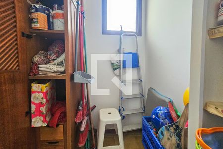 Área de serviço de apartamento para alugar com 3 quartos, 150m² em Centro, Guarujá