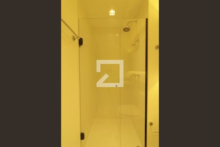 Banheiro da Suíte 2 de apartamento para alugar com 2 quartos, 61m² em Vila Nova Conceição, São Paulo