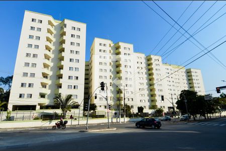 Fachada do Condominio  de apartamento para alugar com 2 quartos, 64m² em Vila Galvão, Guarulhos
