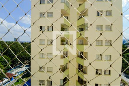 Vista do Quarto 2 de apartamento para alugar com 2 quartos, 64m² em Vila Galvão, Guarulhos