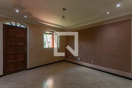 Sala de casa para alugar com 4 quartos, 360m² em Trevo, Belo Horizonte