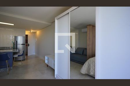 Sala - Quarto de kitnet/studio para alugar com 1 quarto, 40m² em Cacupé, Florianópolis