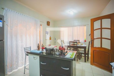 Casa à venda com 300m², 3 quartos e 3 vagasCozinha