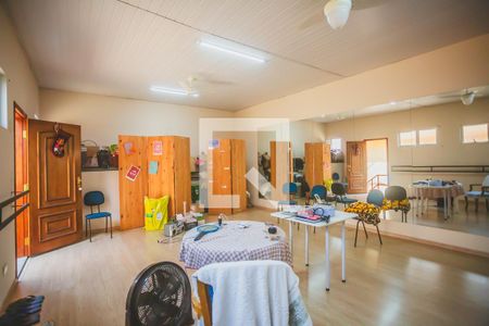 Casa à venda com 300m², 3 quartos e 3 vagasQuarto de Serviço 2