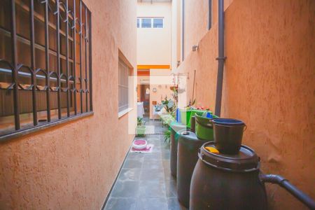 Casa à venda com 300m², 3 quartos e 3 vagasCorredor Lateral