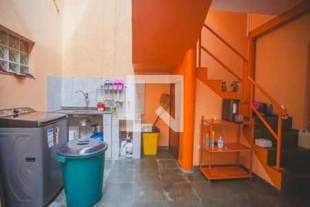Casa à venda com 300m², 3 quartos e 3 vagasÁrea de Serviço