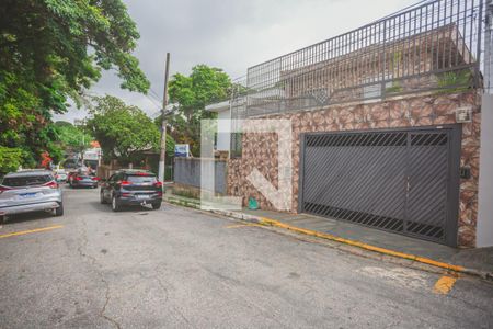 Casa à venda com 300m², 3 quartos e 3 vagasFachada