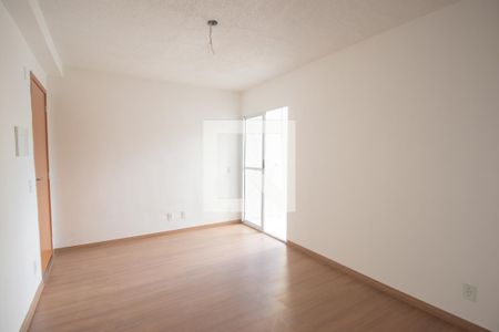 Sala de apartamento para alugar com 2 quartos, 45m² em Tribobó, São Gonçalo