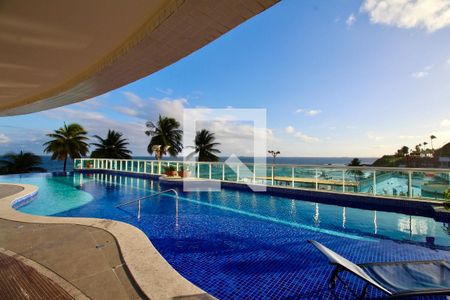 Área comum - Piscina de apartamento para alugar com 1 quarto, 72m² em Barra, Salvador