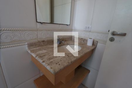 Banheiro da Suíte 3 de casa à venda com 3 quartos, 200m² em Jardim Avelino, São Paulo