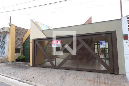 Fachada de casa à venda com 3 quartos, 200m² em Jardim Avelino, São Paulo