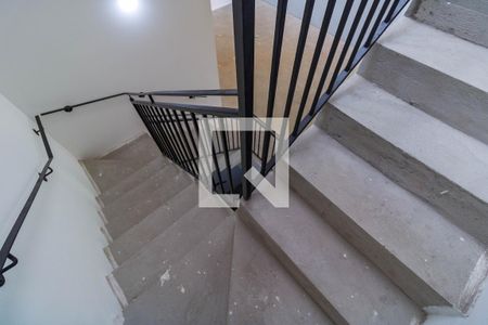 Escada de casa de condomínio à venda com 4 quartos, 515m² em Vila Morumbi, São Paulo