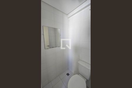 Banheiro de serviço de apartamento à venda com 3 quartos, 143m² em Cristo Rei, Curitiba