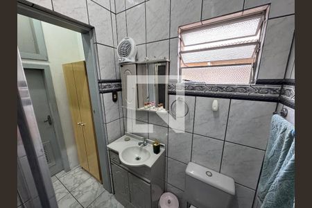 Banheiro Social de casa à venda com 3 quartos, 158m² em Cristo Rei, São Leopoldo