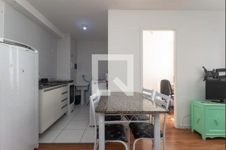 Cozinha de apartamento para alugar com 2 quartos, 34m² em Barra Funda, São Paulo