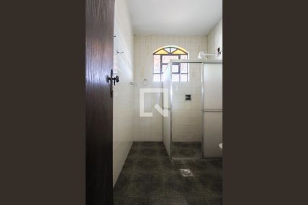 Banheiro Social de casa à venda com 4 quartos, 280m² em Floramar, Belo Horizonte