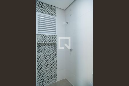 Banheiro de kitnet/studio para alugar com 1 quarto, 24m² em Vila Monte Alegre, São Paulo