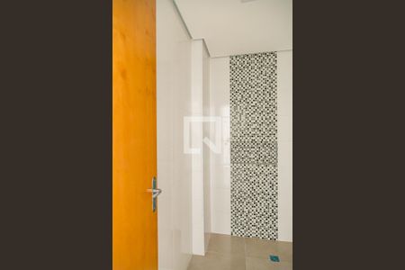 Banheiro de kitnet/studio para alugar com 1 quarto, 32m² em Vila Monte Alegre, São Paulo