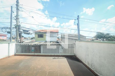 Varanda de casa para alugar com 2 quartos, 500m² em Jardim Monte Kemel, São Paulo