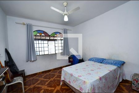 Quarto4/ suite de casa à venda com 4 quartos, 267m² em Fernão Dias, Belo Horizonte