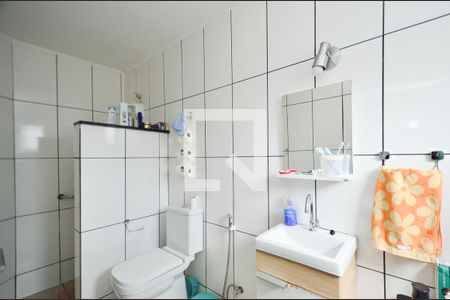 Banheiro suite de casa à venda com 4 quartos, 267m² em Fernão Dias, Belo Horizonte