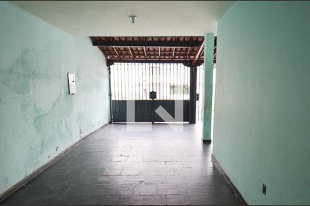 Garagem de casa à venda com 4 quartos, 267m² em Fernão Dias, Belo Horizonte
