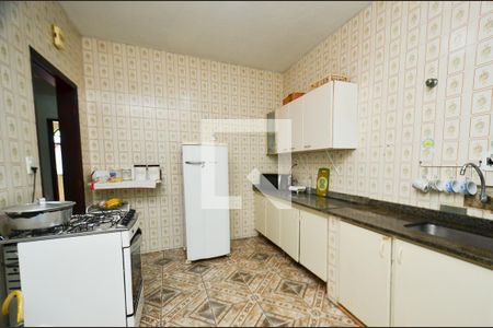 Cozinha de casa à venda com 4 quartos, 267m² em Fernão Dias, Belo Horizonte
