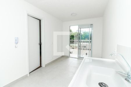 Sala de apartamento à venda com 1 quarto, 28m² em Parque Industrial Tomas Edson, São Paulo