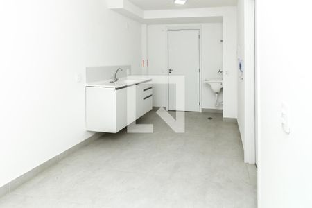 Sala de apartamento à venda com 1 quarto, 28m² em Parque Industrial Tomas Edson, São Paulo