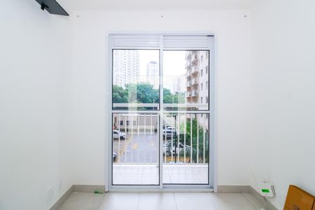 Sala de apartamento para alugar com 1 quarto, 28m² em Parque Industrial Tomas Edson, São Paulo