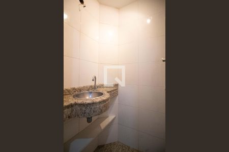 Lavabo de apartamento à venda com 3 quartos, 165m² em Copacabana, Rio de Janeiro