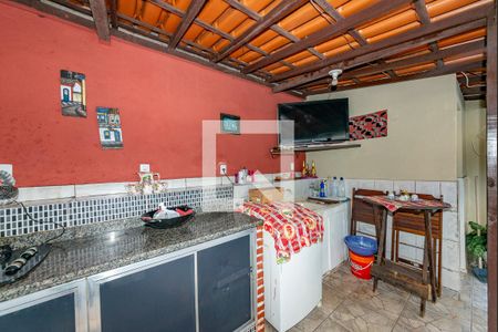 Área de Serviço de casa à venda com 3 quartos, 200m² em Barreiro, Belo Horizonte