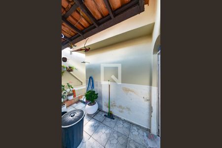 Área externa de casa à venda com 3 quartos, 200m² em Barreiro, Belo Horizonte