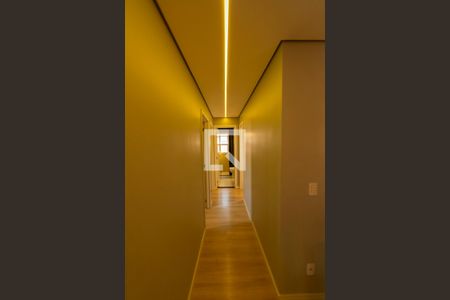 Corredor de apartamento à venda com 3 quartos, 74m² em Jardim Timbauhy, Barueri