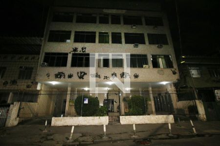 Fachada e Placa de apartamento à venda com 1 quarto, 50m² em Penha, Rio de Janeiro