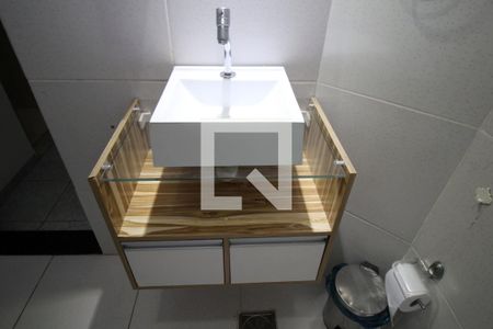 Banheiro de apartamento à venda com 1 quarto, 50m² em Penha, Rio de Janeiro