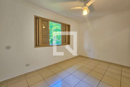 Suíte de apartamento para alugar com 1 quarto, 56m² em Jardim Las Palmas, Guarujá