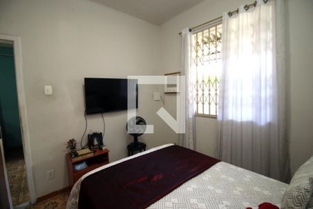 Quarto 1 de casa para alugar com 2 quartos, 90m² em Cordovil, Rio de Janeiro
