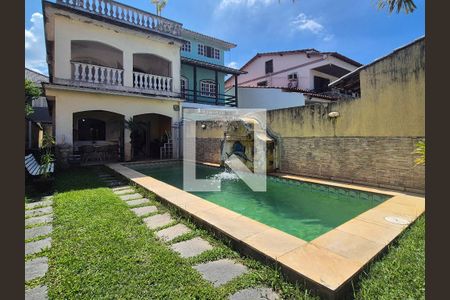 Área externa de casa à venda com 3 quartos, 241m² em Vargem Pequena, Rio de Janeiro