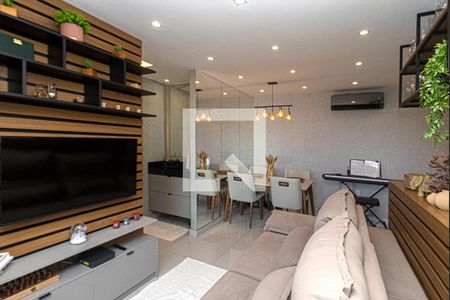 Sala de apartamento à venda com 1 quarto, 45m² em Vila Dom Pedro I, São Paulo