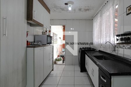 Cozinha de casa para alugar com 2 quartos, 200m² em Vila Ipiranga, Mogi das Cruzes