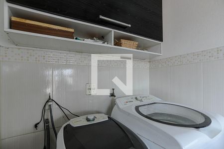 Área de Serviço de casa para alugar com 2 quartos, 200m² em Vila Ipiranga, Mogi das Cruzes