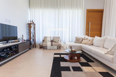 Sala de TV de casa de condomínio para alugar com 4 quartos, 1253m² em Casa Branca, Brumadinho