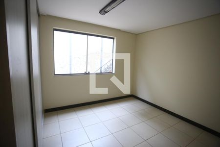 Quarto 1 de casa para alugar com 5 quartos, 384m² em Santa Lúcia, Belo Horizonte