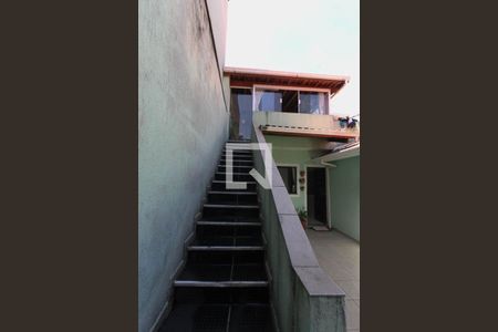 Escada da Área comum  de casa à venda com 4 quartos, 196m² em Sapopemba, São Paulo