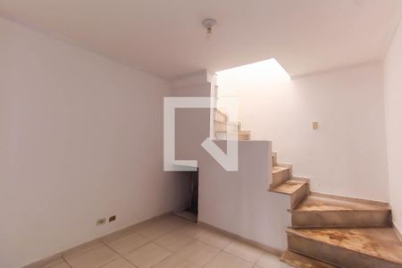 Sala de casa para alugar com 2 quartos, 59m² em Vila Regente Feijó, São Paulo